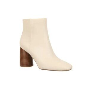 SANDRO Authentic off white Sacha boots/ Ankle Boots Size EU39/US8.5